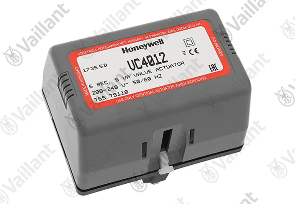Grauer Vaillant Stellantrieb mit roter Beschriftung. Angeben von elektrischen Spezifikationen und Herstellungsinformationen. Gezeigt aus einer schrägen Perspektive.